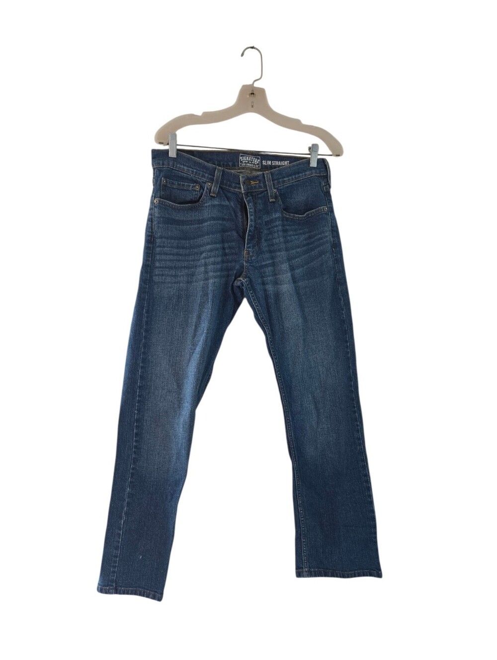 Levi Strauss Signature  Men’s Slim Straight Jeans in Blue Wash. 32-30